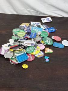 lot 40 image: Collection Of Mainly Political Buttons