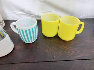 lot 41 image: Collection Of Vintage Kitchenware And More