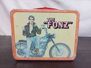 lot 89 image: The Fonz Lunchbox