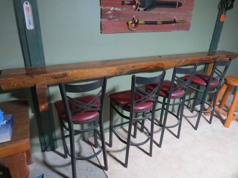 Waverly MN. Estate Sale Furniture/Bedroom, Furniture/Living Room