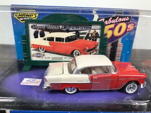 lot 16 image: 1997 Road Champs Fabulous 50s Collection  1955 Chevy BelAir 143 scale die cast