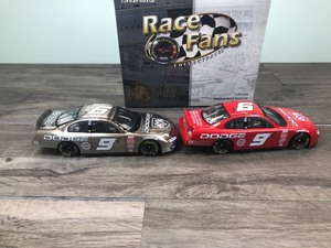 lot 56 image: 2001 Nascar Action Race Fan Collectibles  Brookfield Collectors Guild Bill Elliott Intrepid RT #9  Dodge 2 car set 124 scale die cast stock cars