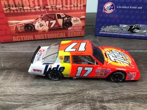 lot 61 image: 2002 Nascar Action Racing Collectibles 10th Anniversary Action Historical Series 1989 Monte Carlo Darrell Waltrip #17 Tide  1989 Daytona 500 Win 124 scale die cast stock car