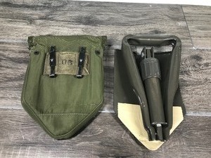 lot 128 image: Military tri-fold entrenching tool  shovel