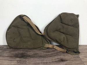 lot 139 image: Military motor round shoulder pads