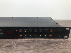 lot 172 image: Alesis Midiverb II 16 bit effects processor