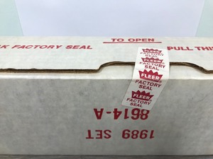 lot 344 image: 1989 Fleer Baseball set unopened with the Fleer Factory seal still on it