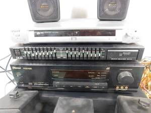 lot 236 image: Sherwood surround sound system