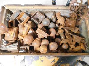 lot 272 image: Vintage hardware