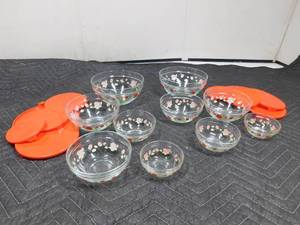 lot 296 image: 2 sets of glass bowls w lids