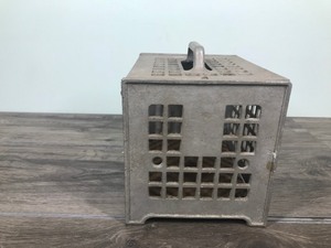 lot 422 image: Vintage Triple A Aluminum Battery Charger case holder