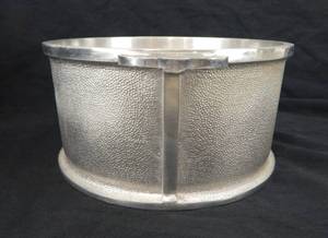 lot 82 image: Vintage Guardian Service 4 Quart Straight Side Pot