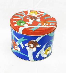 lot 106 image: Vintage 1994 M and Ms Tin