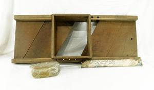 lot 4 image: Antique Cabbage Slicer