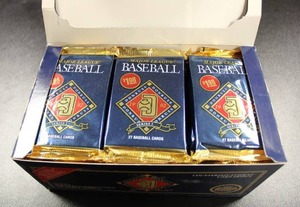 lot 79 image: 1992 Donruss Baseball Jumbo Hobby Box Lot  48 Jumbo Packs