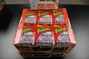 lot 86 image: 1991 Topps Baseball Unopened Cello Hobby Hobby Box Lot  2 Boxes