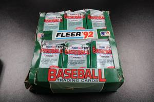 lot 94 image: 1992 Fleer Baseball Cello Hobby Box Lot #3  2 Hobby Boxes (24 Packs Each)