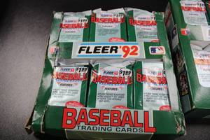 lot 93 image: 1992 Fleer Baseball Cello Hobby Box Lot #2  2 Hobby Boxes (24 Packs Each)