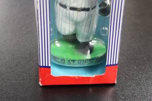 lot 112 image: Minnesota Twins Kirby Puckett World Series Hero Bobblehead