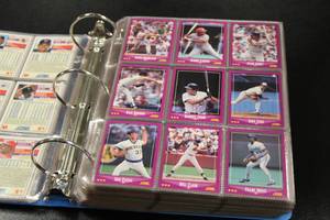 lot 129 image: 1988 Score Baseball Complete Set in Binder