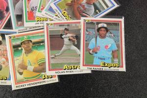 lot 144 image: 1981 Donruss Vending Box with Stars Sleeved