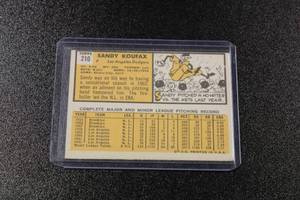 lot 165 image: 1963 Topps Sandy Koufax #210 Off centerNo Crease