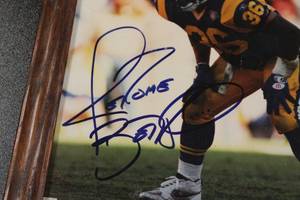 lot 182 image: Jerome Bettis 8x10 Photograph Autograph In Frame