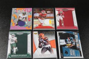 lot 190 image: Football Card Jersey Relic & Serial Numbered Lot  8 Cards