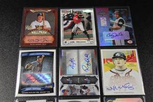 lot 202 image: Mixed Years Baseball Card Autograph Lot  9 Autograph Cards