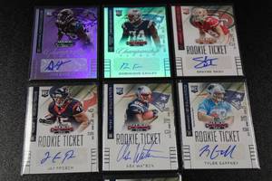 lot 206 image: 2014 Panini Contenders Rookie Autograph Lot  7 Autograph Cards