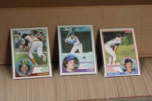 lot 231 image: 1983 Topps Baseball Hand Collated Complete Set  Tony GwynnRyne SandbergWade Boggs Rookie Card
