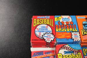 lot 291 image: Mixed Sports & Years Unopened Pack Lot  23 Packs w (6) Bobby Hull Caps