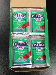 lot 297 image: 1990 Upper Deck Baseball Partial Box  33 Packs