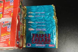 lot 307 image: 1989 Pro Set Football Unopened Pack Lot (32 Packs) & 1993 Pacific Football Triple Folder Lot (9 Packs)