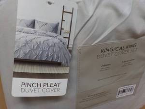 Pinch Pleat Grey Duvet Cover Set