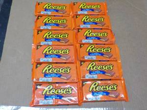 12 Reeses Bars