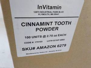 Charcoal Cinnamint Tooth Powder