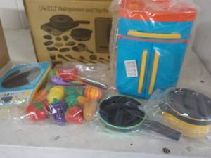 Joyin Refrigerator and Toy Food Set...