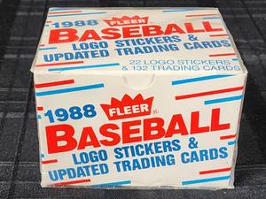 lot 399 image: 1988 Fleer Update Baseball Card Set Open Item