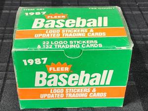 lot 425 image: 1987 Fleer Update Baseball Card Set Open Item