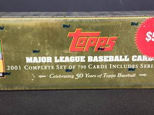 lot 433 image: Factory Sealed 2001 Topps Baseball Card Set