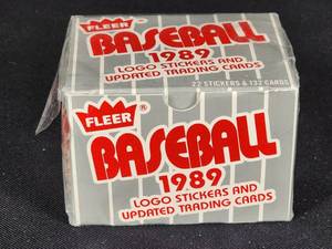 lot 439 image: 1989 Fleer Update Baseball Card Set Open Item