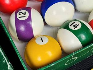 lot 233 image: Brand New Vintage Billard Ball Set Made in Belgium