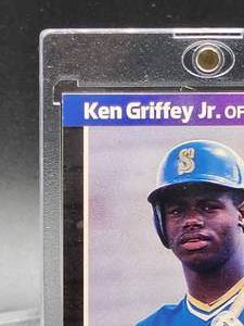 lot 189 image: 1989 Donruss Baseball Ken Griffey Jr. Rookie Card #33