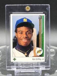 lot 204 image: 1989 Upper Deck Baseball Ken Griffey Jr Rookie Card #1
