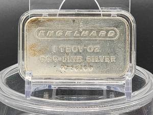 lot 40 image: 1 Once Engelhard .999 Silver Bar