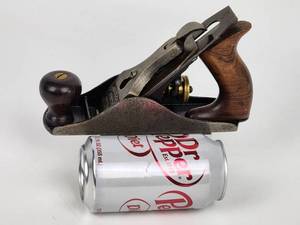 lot 102 image: Vintage DRR & Lockett HDW CO Woodworking Plane