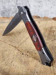 lot 13 image: Harley Davidson Locking Blade Knife