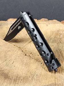 lot 75 image: Master Folding Locking Blade Knife