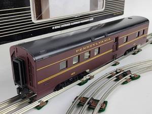 lot 306 image: O Scale K-Line Aluminum 15 Passenger Car